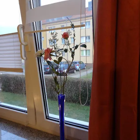 Optimale Und Ruhige Lage: 1-zimmer-apartment Apartment Wernigerode