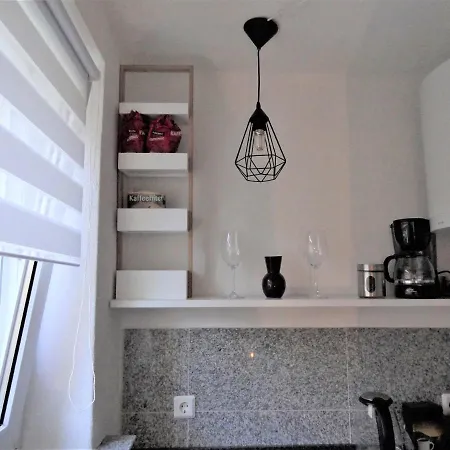 Optimale Und Ruhige Lage: 1-zimmer-apartment * Wernigerode
